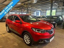 Red Used 2017 Renault Kadjar Dynamique SUV | £10,490 (Fair price)