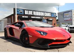 Red Used 2017 Lamborghini Aventador Coupe | £259,990 (Good price)