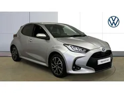 Silver Used 2022 Toyota Yaris Hybrid Design Hatchback | £15,680 (Fair price)