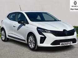 White Used 2024 Renault Clio V Evolution Hatchback | £14,101 (Good price)