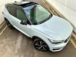Silver Used 2020 Volvo XC40 R-Design Pro SUV | £17,490 (Expensive)