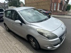 Silver Used 2010 Renault Scénic III Dynamique MPV | £2,500 (Fair price)