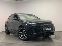 Black Used 2025 Audi Q6 e-tron Advanced SUV | £54,900 (Super price)