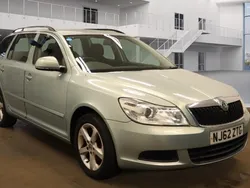 Green Used 2012 Skoda Octavia SE Estate | £2,499 (Good price)
