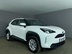 White Used 2022 Toyota Yaris SUV | £17,999 (Super price)
