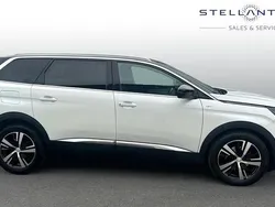 White Used 2021 Peugeot 5008 GT MPV | £20,528 (Fair price)