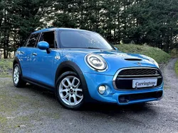 Blue Used 2018 Mini Cooper S Hatch Hatchback | £9,995 (Good price)