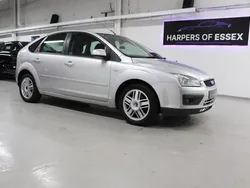 Silver Used 2006 Ford Focus Ghia Hatchback | £1,295 (Fair price)