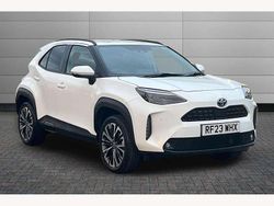 White Used 2023 Toyota Yaris Hybrid SUV | £24,195 (Expensive)