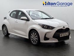 White Used 2023 Toyota Yaris Hybrid Hatchback | £17,050 (Good price)