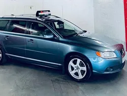 Blue Used 2013 Volvo V70 SE Lux Estate | £6,995 (Fair price)