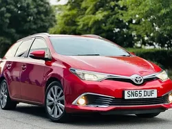 Used 2015 Toyota Auris Touring Sports Estate | £6,495 (Expensive)