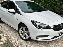 White Used 2016 Vauxhall Astra SRi Hatchback | £4,875 (Good price)