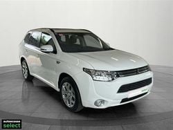 White Used 2015 Mitsubishi Outlander SUV | £8,295 (Good price)