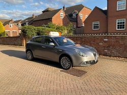 Grey Used 2018 Alfa Romeo Giulietta Super Hatchback | £9,500 (Fair price)