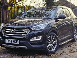 Black Used 2014 Hyundai Santa Fe Premium SUV | £7,990 (A bit pricey)