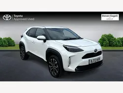 White Used 2022 Toyota Yaris Hybrid Design Hatchback | £19,827 (Expensive)