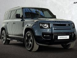 New 2025 Land Rover Defender HSE Dynamic SUV | £76,990