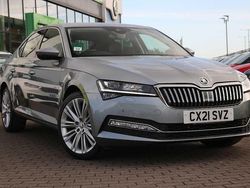 Business grey metallic Used 2021 Skoda Superb SE L Hatchback | £18,950 (Fair price)