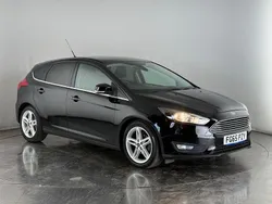 Black Used 2015 Ford Focus Zetec Hatchback | £5,900 (Fair price)