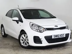 White Used 2016 Kia Rio Hatchback | £6,795 (Fair price)