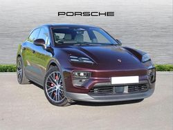 Other Used 2024 Porsche Macan SUV | £75,995 (Expensive)