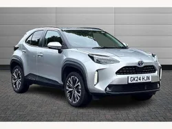 Silver Used 2024 Toyota Yaris Cross SUV | £25,850 (Fair price)