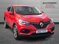Red Used 2021 Renault Kadjar Iconic SUV | £12,195 (Good price)