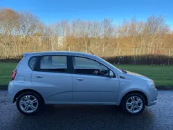 Silver Used 2009 Chevrolet Aveo LT Hatchback | £1,000