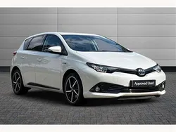 Used 2018 Toyota Auris Design Hatchback | £12,995 (Fair price)