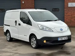 White Used 2018 Nissan e-NV200 Tekna Van | £7,995 (Fair price)