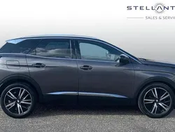 Grey Used 2022 Peugeot 3008 Premium SUV | £18,425 (Fair price)