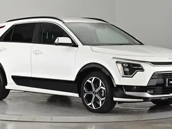 White Used 2024 Kia Niro 3 SUV | £25,250 (A bit pricey)