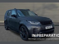 Premium metallic carpathian grey Used 2021 Land Rover Discovery 5 HSE Dynamic SUV | £43,692 (Expensive)