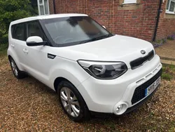 White Used 2015 Kia Soul SUV | £6,995 (Good price)