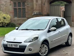 Silver Used 2011 Renault Clio II Hatchback | £1,500 (Good price)