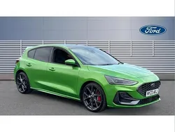 Green Used 2023 Ford Focus ST Hatchback | £27,621 (Expensive)