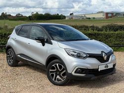 Silver/black Used 2018 Renault Captur Iconic SUV | £9,499 (Fair price)
