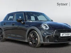 Black Used 2021 Mini Cooper Hatch Hatchback | £19,500 (Expensive)