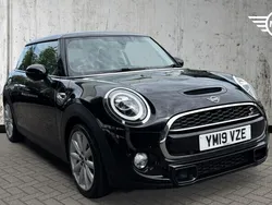 Black Used 2019 Mini Cooper S Classic Hatchback | £15,750 (Fair price)