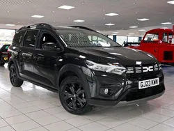 Pearl black Used 2023 Dacia Jogger Extreme MPV | £16,489 (Fair price)