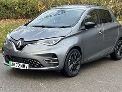 Used 2022 Renault Zoe Iconic Hatchback | £10,600 (Fair price)
