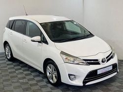 White Used 2014 Toyota Verso Trend MPV | £5,990