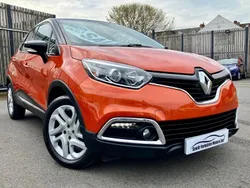 Orange Used 2016 Renault Captur Dynamique SUV | £6,499 (Fair price)