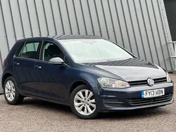 Blue Used 2013 VW Golf VII SE Hatchback | £3,999 (Fair price)