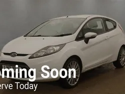 Frozen white Used 2012 Ford Fiesta Hatchback | £4,750 (Fair price)
