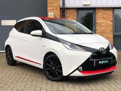 White Used 2018 Toyota Aygo x-press Hatchback | £9,751 (Fair price)