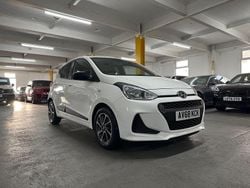White Used 2018 Hyundai i10 GO! Hatchback | £7,300 (Good price)
