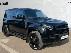 Metallic santorini black Used 2024 Land Rover Defender HSE Dynamic SUV | £67,333 (Fair price)
