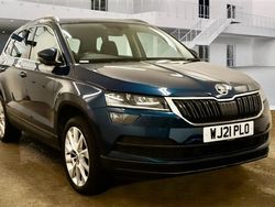 Petrol blue metallic Used 2021 Skoda Karoq SE L SUV | £17,600 (Fair price)